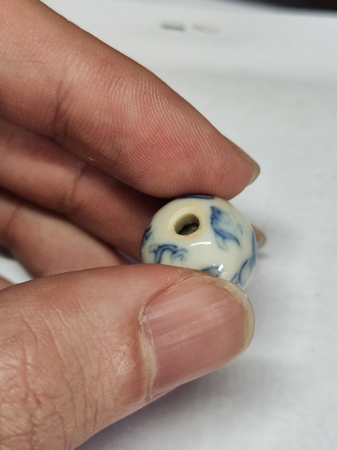 古玩陶瓷青花趕珠龍紋瓷珠真品鑒賞圖