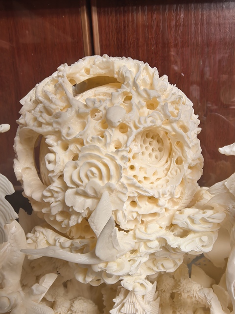 古玩雜項(xiàng)雙龍戲珠擺件真品鑒賞圖