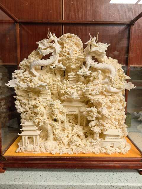 古玩雜項(xiàng)雙龍戲珠擺件真品鑒賞圖