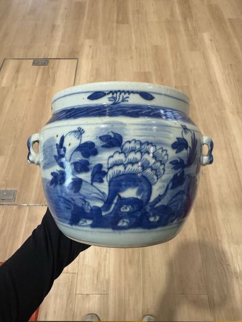 古玩陶瓷青花花卉紋粥罐真品鑒賞圖