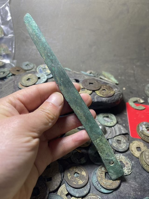 古玩銅器戰漢·削刀真品鑒賞圖