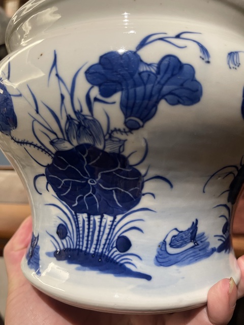 古玩陶瓷青花滿池鴛鴦紋馬蹄尊真品鑒賞圖