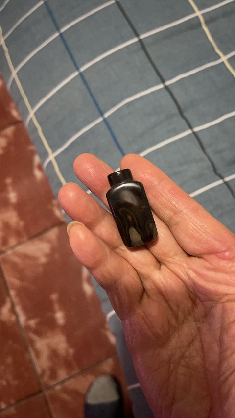 古玩玉器瑪瑙雕“素紋煙嘴”真品鑒賞圖