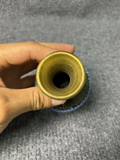 古玩雜項銅胎掐絲琺瑯小賞瓶真品鑒賞圖