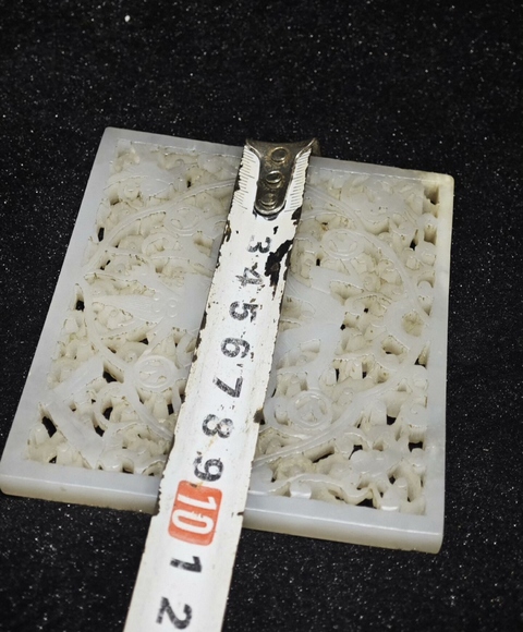 古玩玉器和田玉龍紋牌真品鑒賞圖