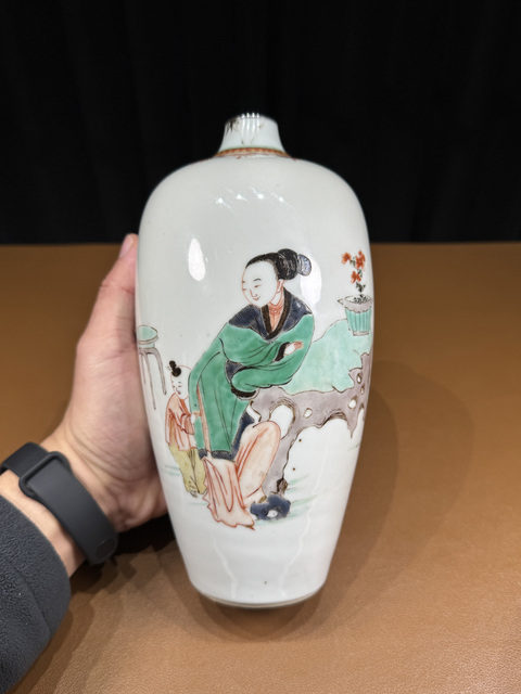 古玩陶瓷康熙五彩瓶真品鑒賞圖