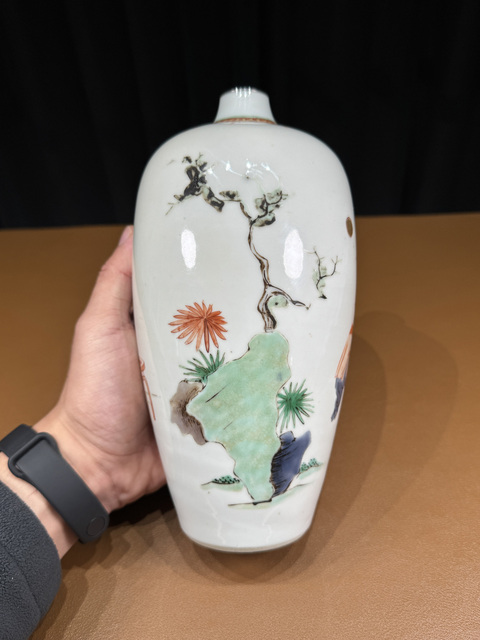 古玩陶瓷康熙五彩瓶真品鑒賞圖