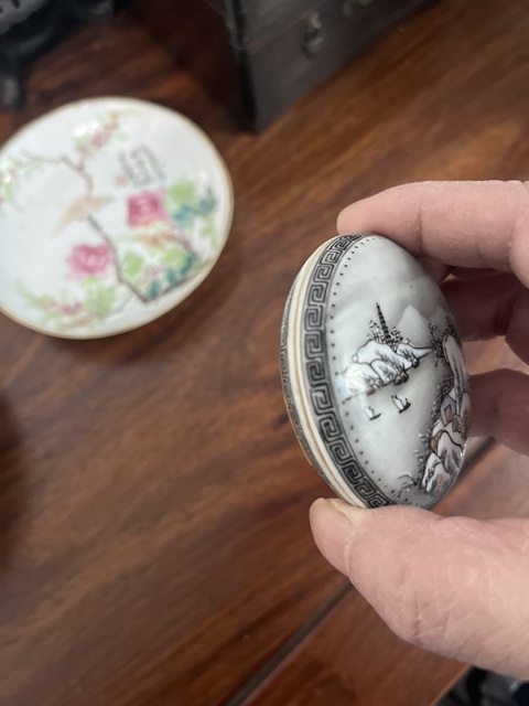 古玩陶瓷粉彩印盒真品鑒賞圖