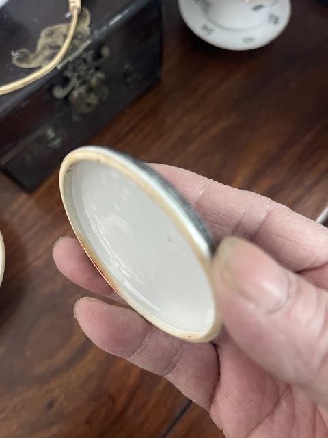 古玩陶瓷粉彩印盒真品鑒賞圖