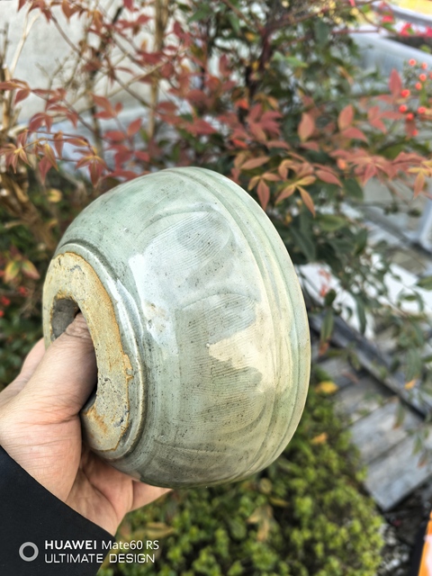 古玩陶瓷青瓷刻花諸葛碗真品鑒賞圖