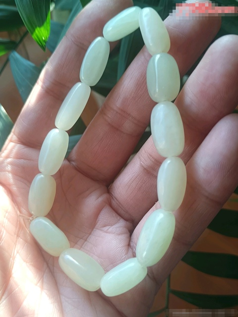 古玩玉器和田玉手串真品鑒賞圖
