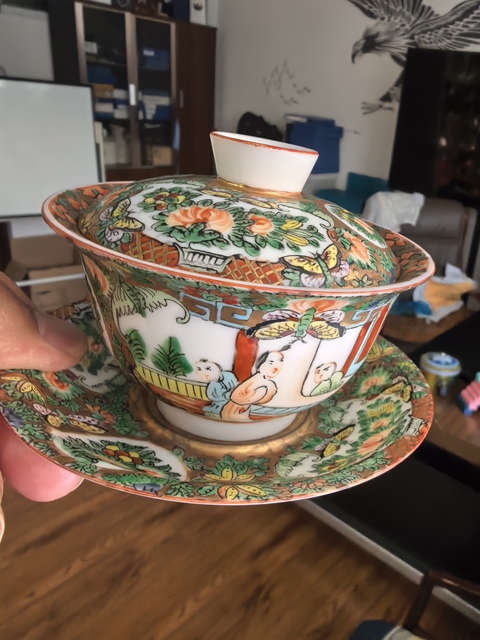 古玩陶瓷創匯廣彩人物故事蓋碗真品鑒賞圖