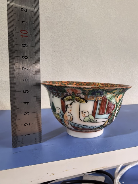 古玩陶瓷創匯廣彩人物故事蓋碗真品鑒賞圖