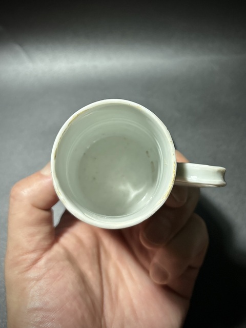 古玩陶瓷青花礬紅洞石花卉紋馬克杯真品鑒賞圖