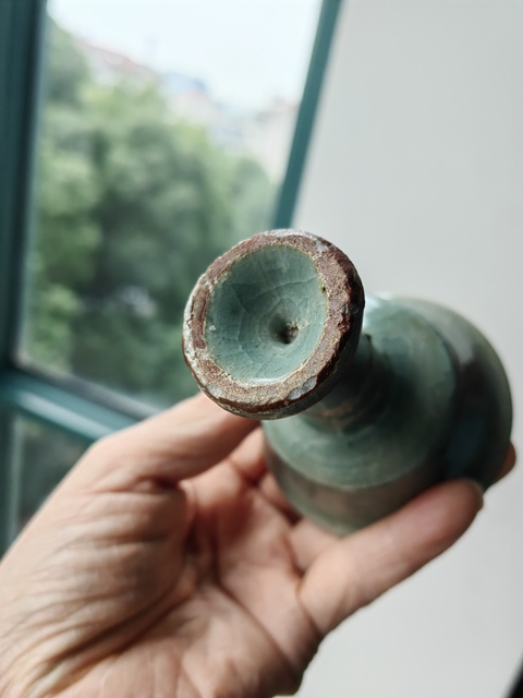 古玩陶瓷龍泉青瓷翠青釉高足杯真品鑒賞圖