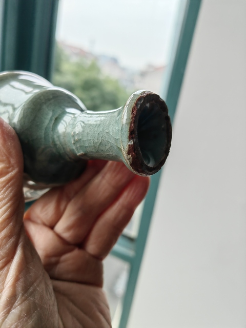 古玩陶瓷龍泉青瓷翠青釉高足杯真品鑒賞圖