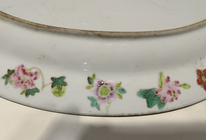 古玩陶瓷粉彩盤真品鑒賞圖