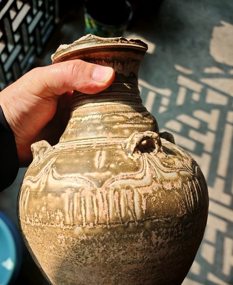 古玩陶瓷青釉四系盤口瓶真品鑒賞圖