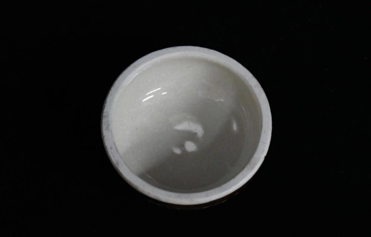 古玩陶瓷哥釉地鐵銹釉五彩刀馬人蓋罐真品鑒賞圖