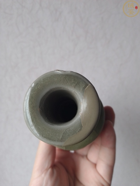 古玩陶瓷龍泉青瓷紙槌瓶真品鑒賞圖
