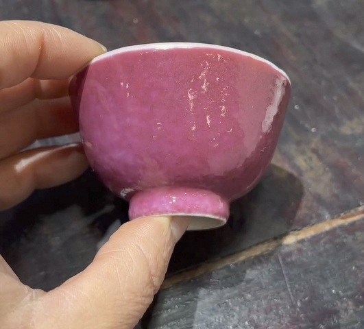 古玩陶瓷清晚期 胭脂紅釉小杯真品鑒賞圖