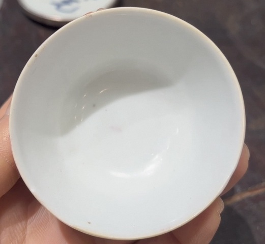 古玩陶瓷清晚期 胭脂紅釉小杯真品鑒賞圖