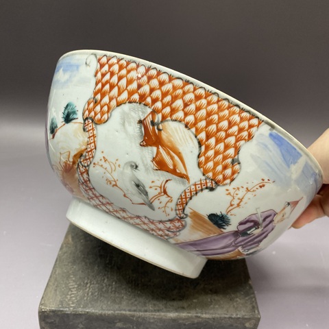 古玩陶瓷清乾隆人物紋廣彩碗真品鑒賞圖