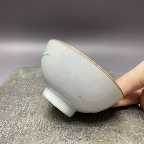 古玩陶瓷人物紋粉彩小碗真品鑒賞圖