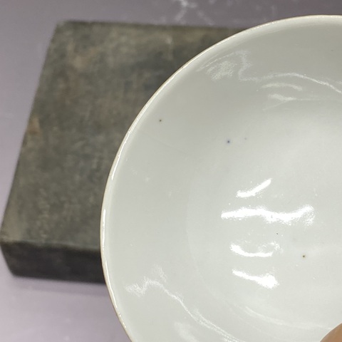 古玩陶瓷人物紋粉彩小碗真品鑒賞圖