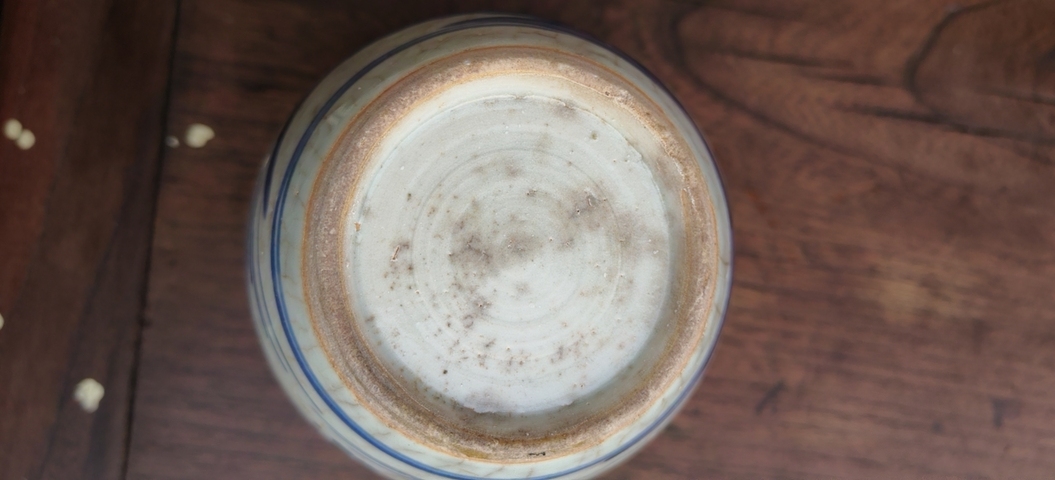 古玩陶瓷山水紋青花罐真品鑒賞圖