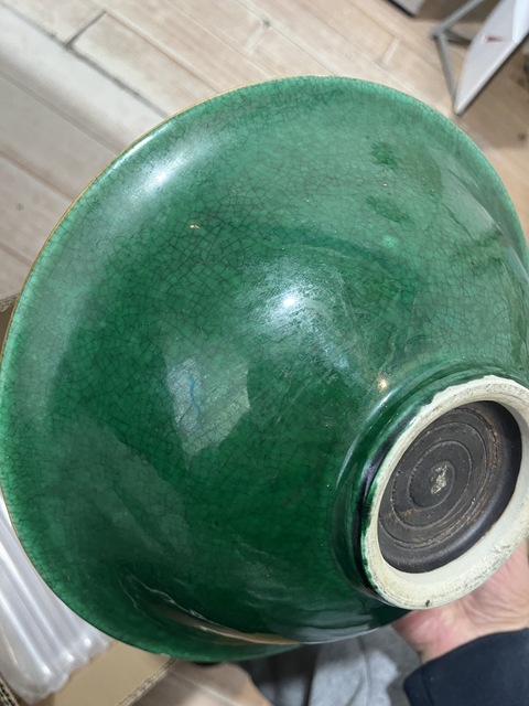 古玩陶瓷綠哥釉碗真品鑒賞圖