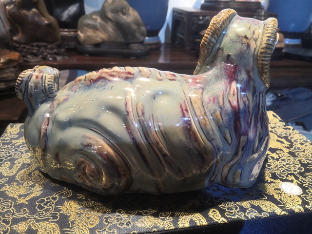 古玩陶瓷窯變釉臥羊真品鑒賞圖
