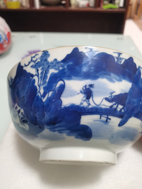 古玩陶瓷樵漁耕讀山水紋青花碗真品鑒賞圖