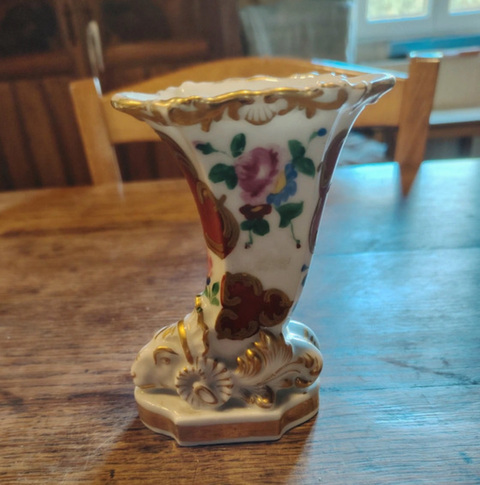 古玩陶瓷廣彩羊頭杯真品鑒賞圖