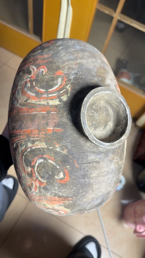 古玩陶瓷漢代繭式壺真品鑒賞圖