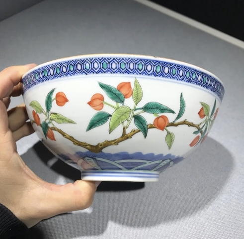 古玩陶瓷青花加彩花果龍紋碗真品鑒賞圖