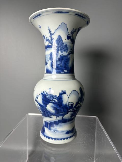 古玩陶瓷青花山水通景紋花觚真品鑒賞圖