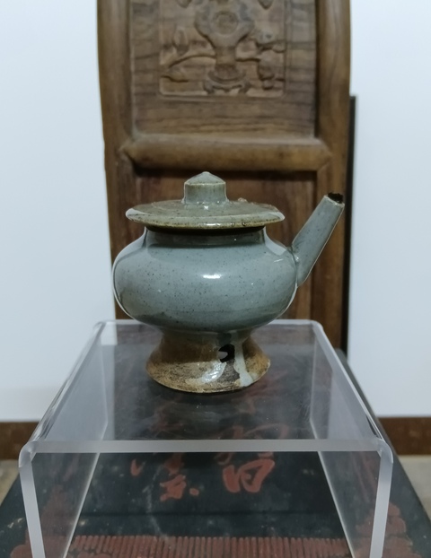 古玩陶瓷明代油燈真品鑒賞圖