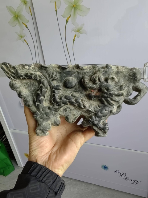 古玩陶瓷黑陶堆塑龍紋四方爐真品鑒賞圖