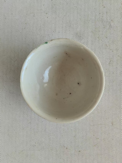 古玩陶瓷清中期紅綠彩杯拍賣，當前價格550元