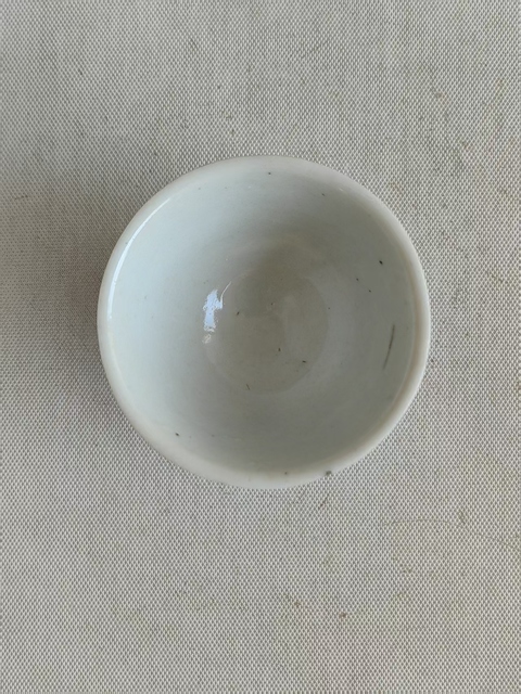 古玩陶瓷花卉紋青花杯真品鑒賞圖