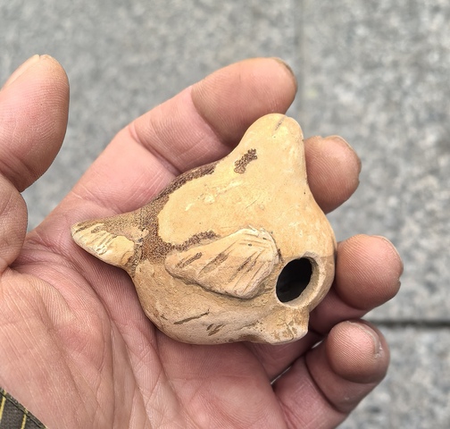 古玩陶瓷長沙窯褐釉憤怒的小鳥真品鑒賞圖