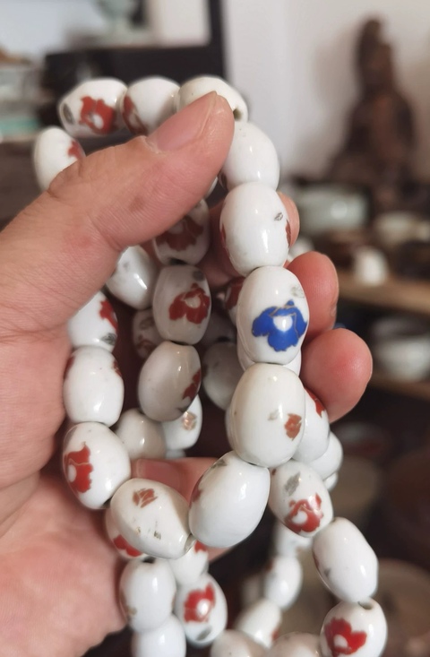 古玩陶瓷粉彩花卉紋珠子真品鑒賞圖