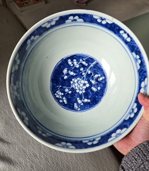 古玩陶瓷青花冰梅圖墩式碗真品鑒賞圖