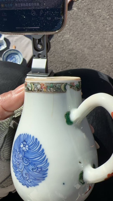 古玩陶瓷康熙青花五彩花卉紋壺真品鑒賞圖