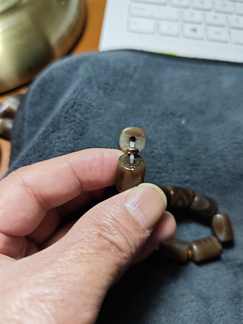 古玩玉器瑪瑙桶珠真品鑒賞圖