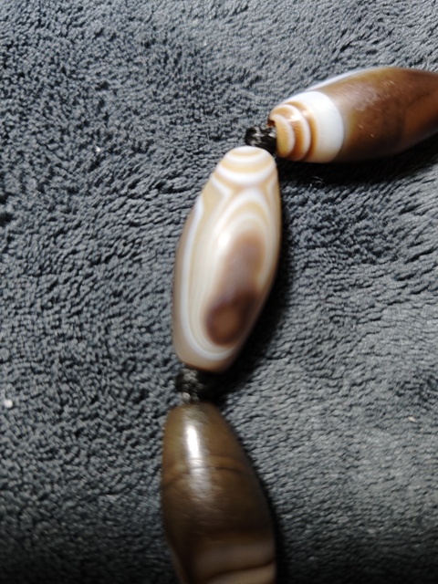 古玩玉器纏絲瑪瑙珠串真品鑒賞圖