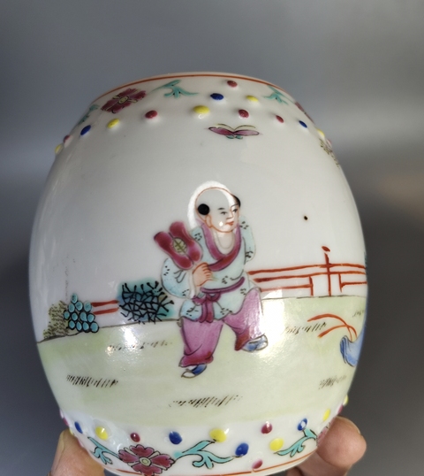 古玩陶瓷民國(guó)-粉彩人物故事紋鼓釘罐拍賣(mài)，當(dāng)前價(jià)格1369元
