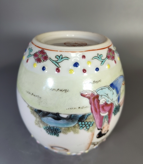 古玩陶瓷民國(guó)-粉彩人物故事紋鼓釘罐拍賣(mài)，當(dāng)前價(jià)格1369元
