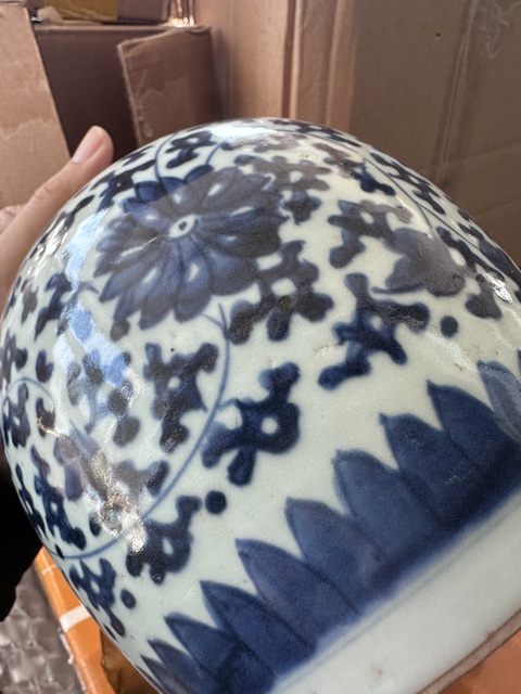 古玩陶瓷青花纏枝花卉紋太白罐真品鑒賞圖